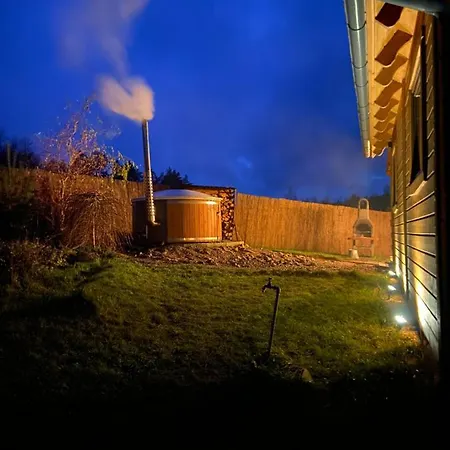 بيت خشبي Dolina Bella - Z Balia, Basenem, Sauna I Klimatyzacja W Sercu Kaszub *