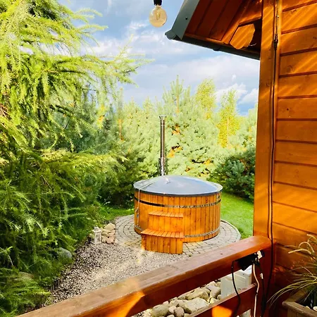 Alojamento de Turismo Selvagem Dolina Bella - Ogrzewany Z Balia, Sauna I Kominkiem W Sercu Kaszub