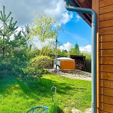 بيت خشبي Dolina Bella - Z Balia, Basenem, Sauna I Klimatyzacja W Sercu Kaszub *